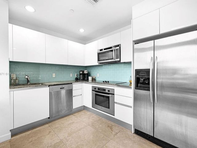 Продажа квартиры #806 - фото 6160256