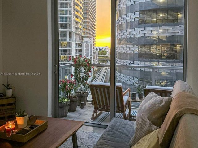 Продажа квартиры #806 - фото 6160265