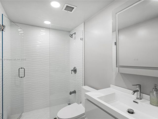 Продажа квартиры #11E - фото 6158499