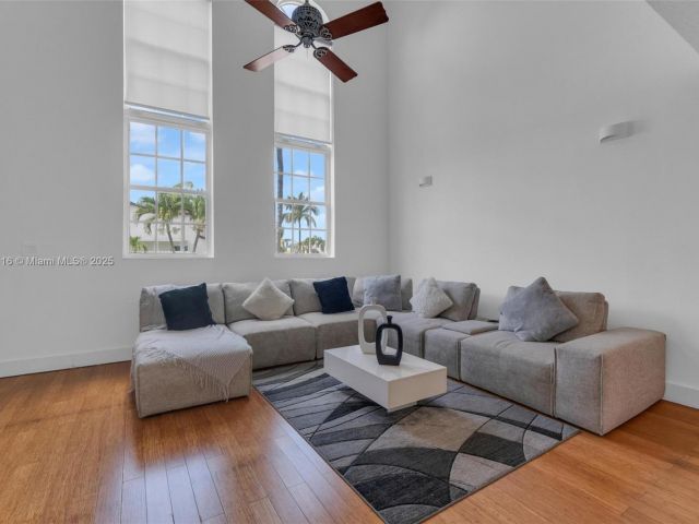 Продажа дома по адресу 12367 SW 250th St - фото 6159970