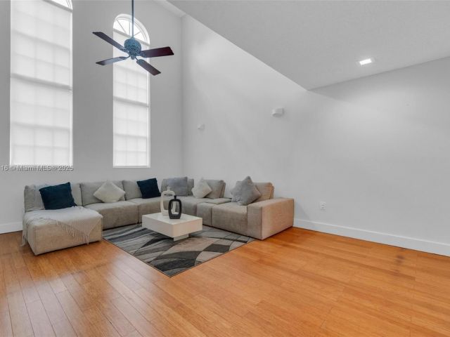 Продажа дома по адресу 12367 SW 250th St - фото 6159972