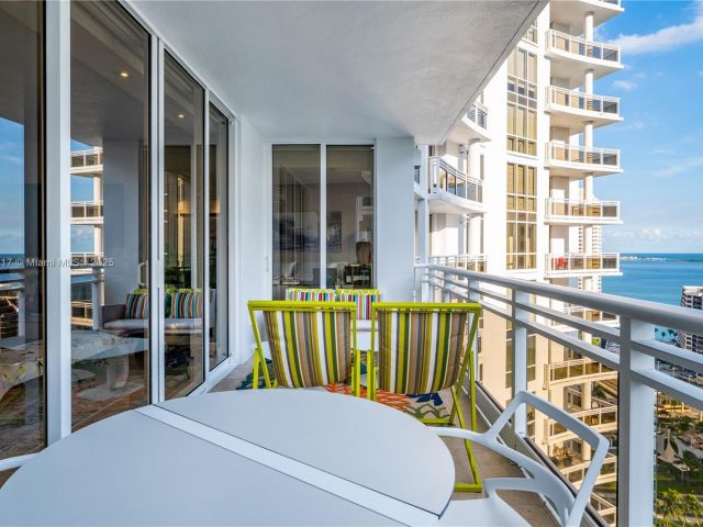 Продажа квартиры #2602 - фото 6160965