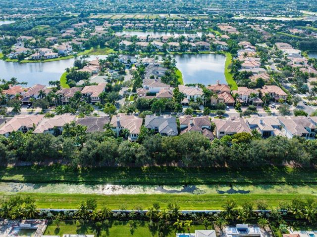 Продажа дома по адресу 17657 Middlebrook Way - фото 6160920