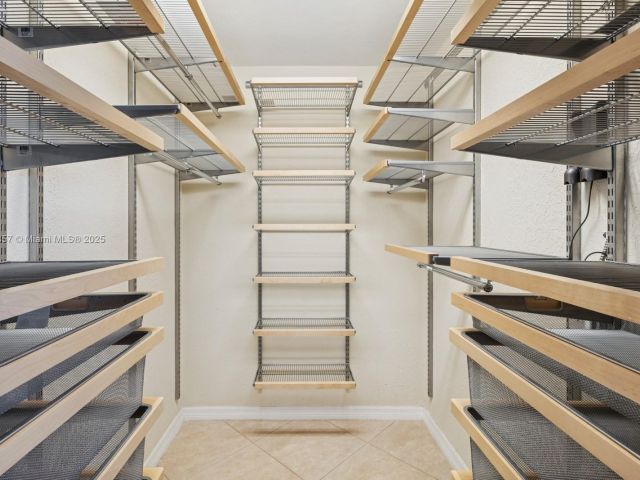 Квартира в аренду номер1025 - фото 6171343