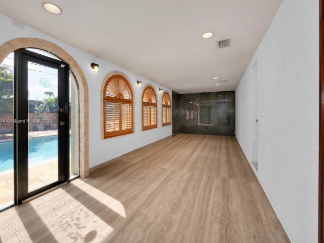 Продажа дома по адресу 5025 SW 90th Ct - фото 6160507