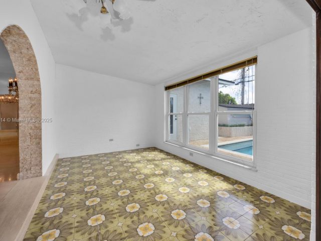 Продажа дома по адресу 5025 SW 90th Ct - фото 6160508