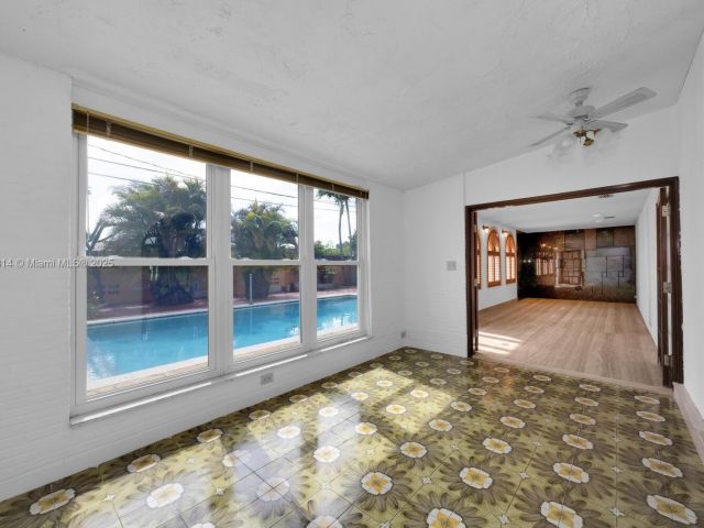 Продажа дома по адресу 5025 SW 90th Ct - фото 6160509