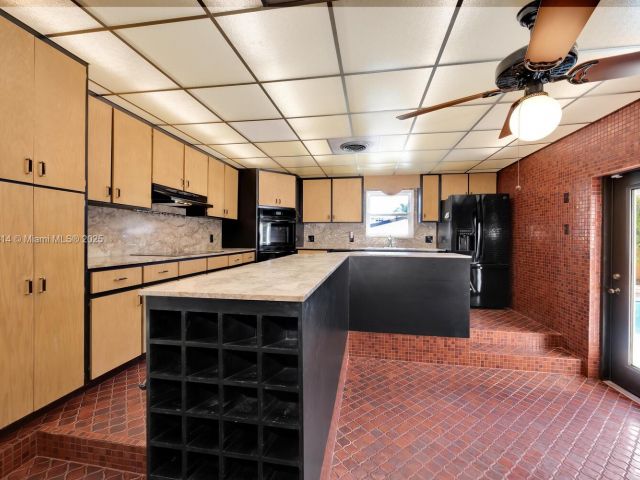 Продажа дома по адресу 5025 SW 90th Ct - фото 6160512