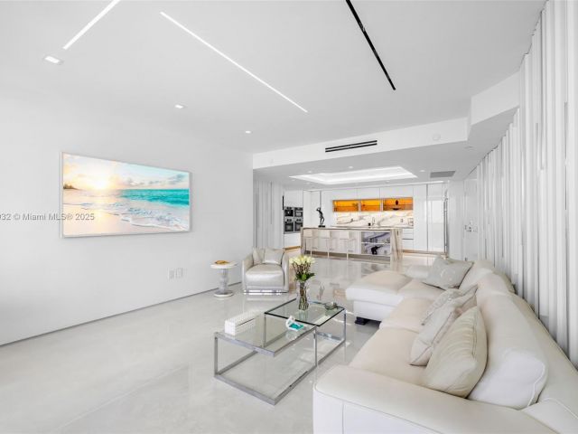 Продажа квартиры #5306 - фото 6164146