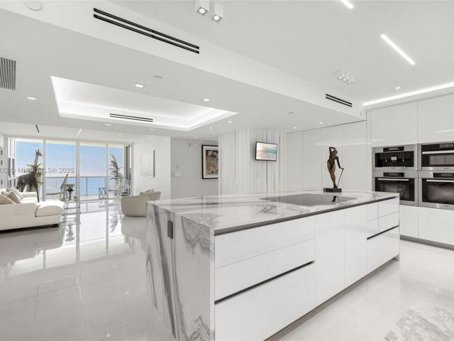 Продажа квартиры #5306 - фото 6164155