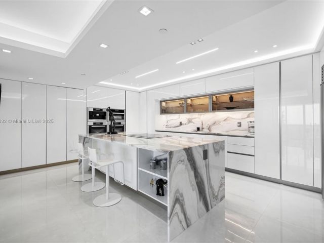 Продажа квартиры #5306 - фото 6164158