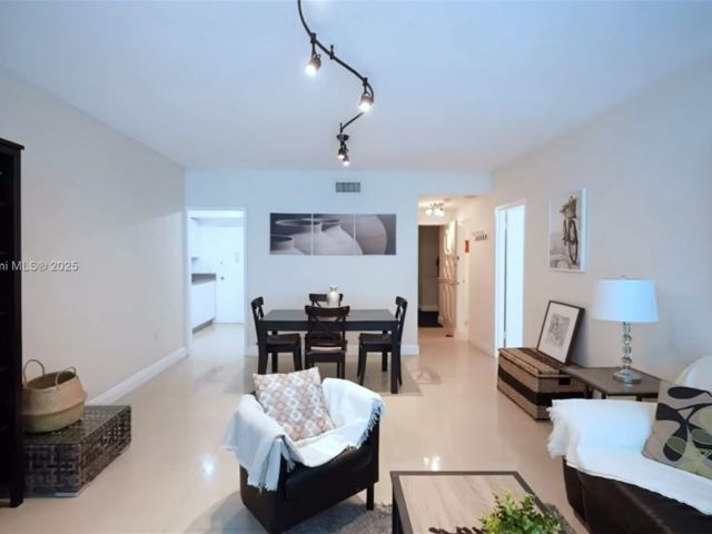 Продажа квартиры #411 - фото 6173267