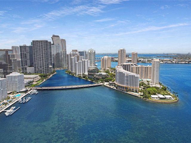 Продажа квартиры #2210 - фото 6160998