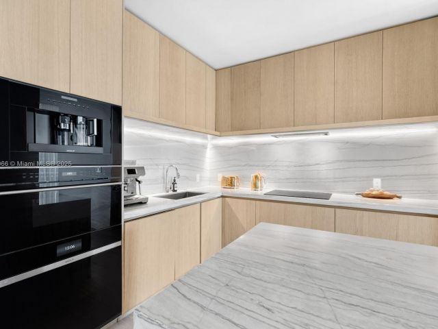 Продажа квартиры #805 - фото 6186805