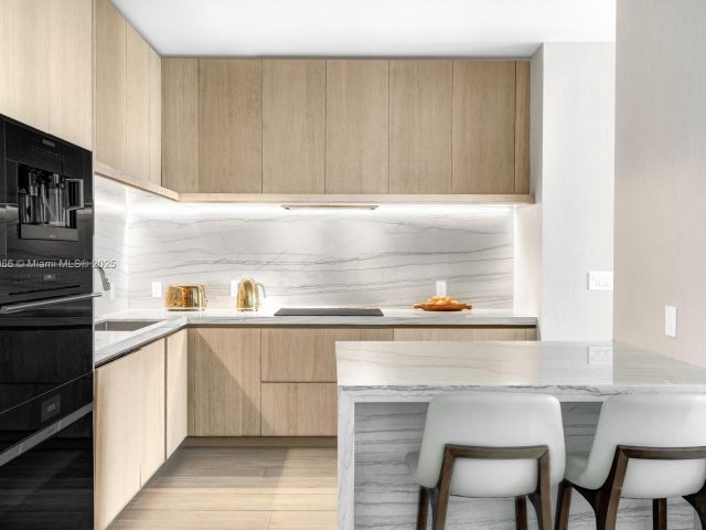 Продажа квартиры #805 - фото 6186806