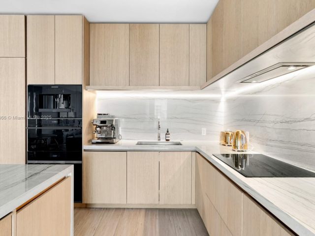 Продажа квартиры #805 - фото 6186807