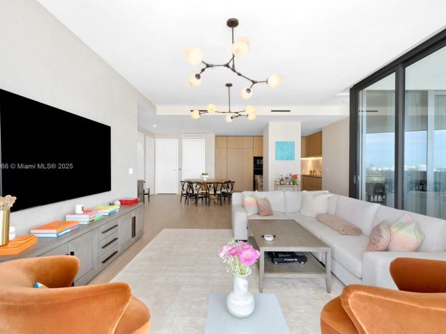 Продажа квартиры #805 - фото 6186808