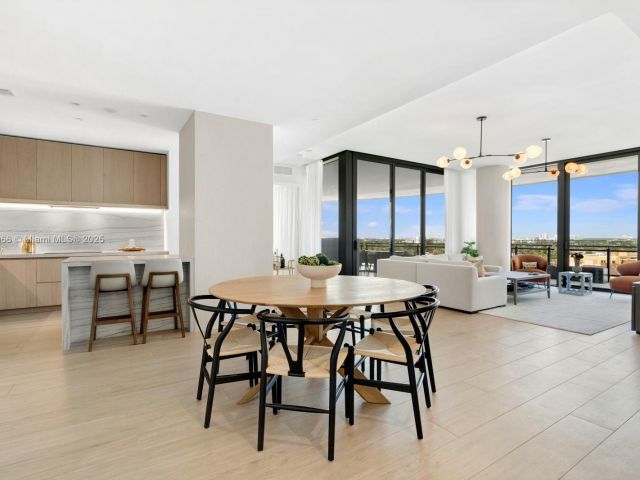 Продажа квартиры #805 - фото 6186812