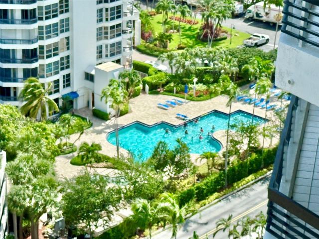 Продажа квартиры #2108 - фото 6162243