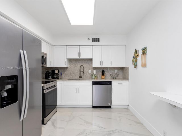 Продажа квартиры #2108 - фото 7428631