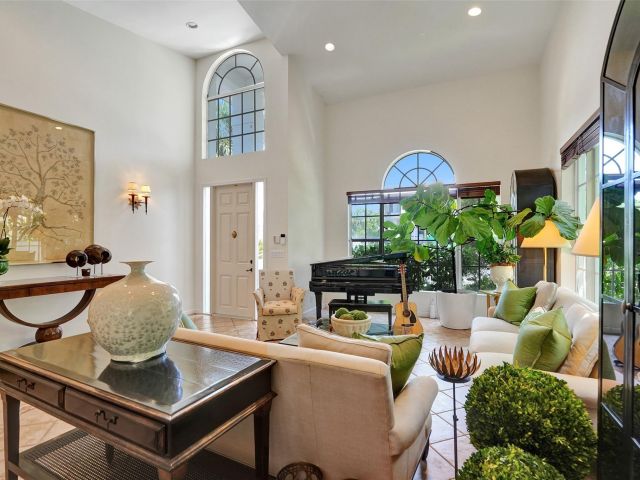 Продажа дома по адресу 2614 Clematis Place - фото 6168681