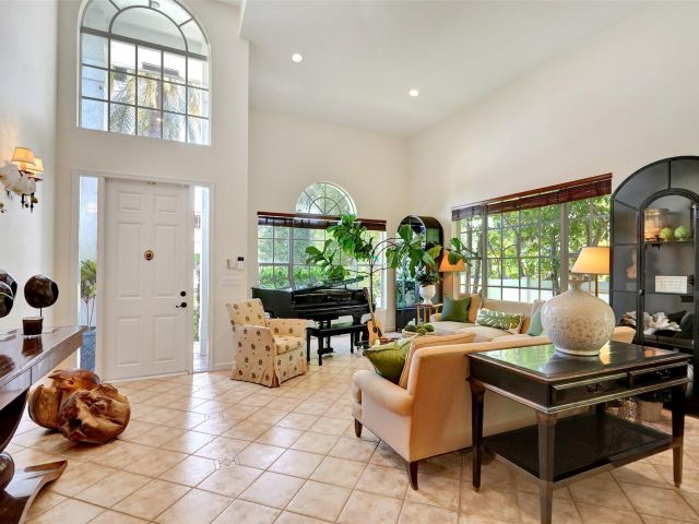 Продажа дома по адресу 2614 Clematis Place - фото 6168683