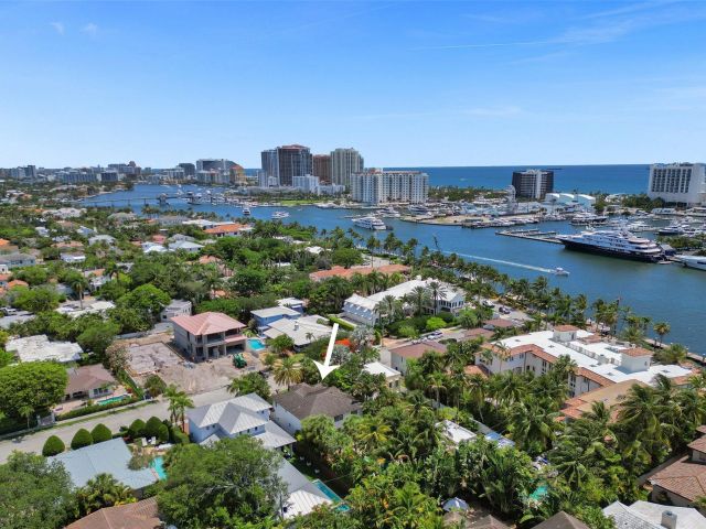 Продажа дома по адресу 2614 Clematis Place - фото 6168685