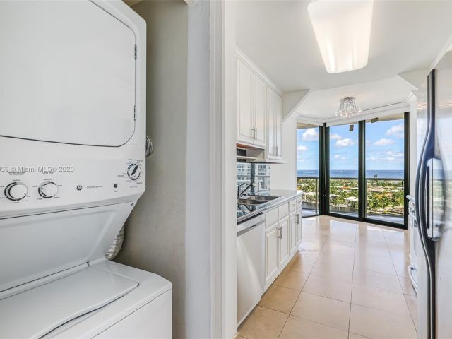 Продажа квартиры #1412 - фото 6663510