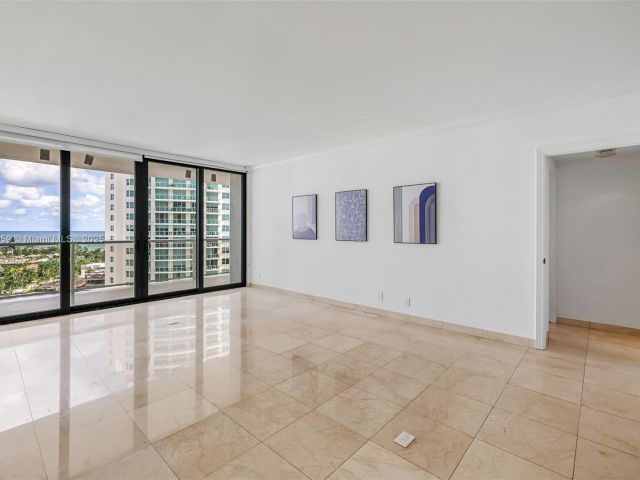 Продажа квартиры #1412 - фото 6663513