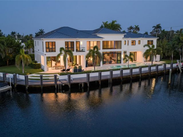 Продажа дома по адресу 1200 SE 12th Ter - фото 6191506