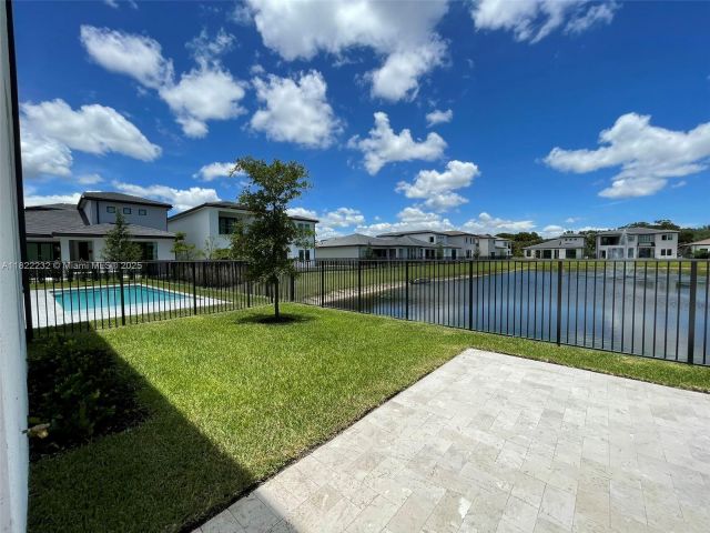 Продажа дома по адресу 3511 Ashwood Cir S - фото 6168518