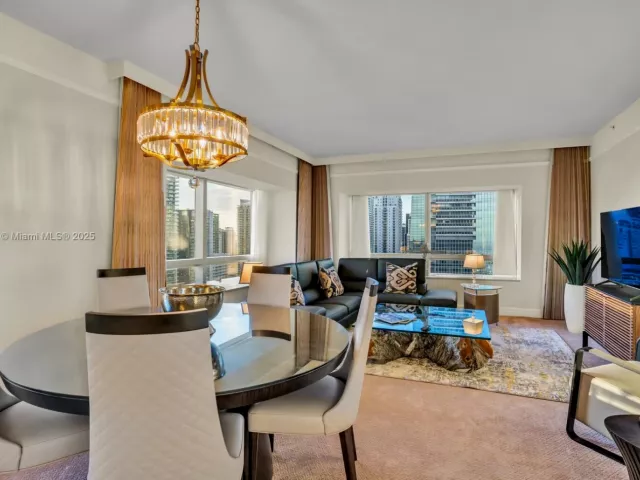 Продажа квартиры #3012 - фото 6162659