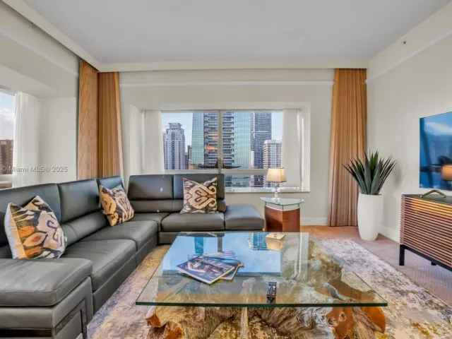 Продажа квартиры #3012 - фото 6162657