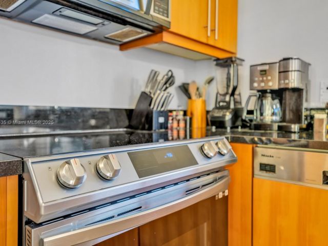 Продажа квартиры #3012 - фото 6162654