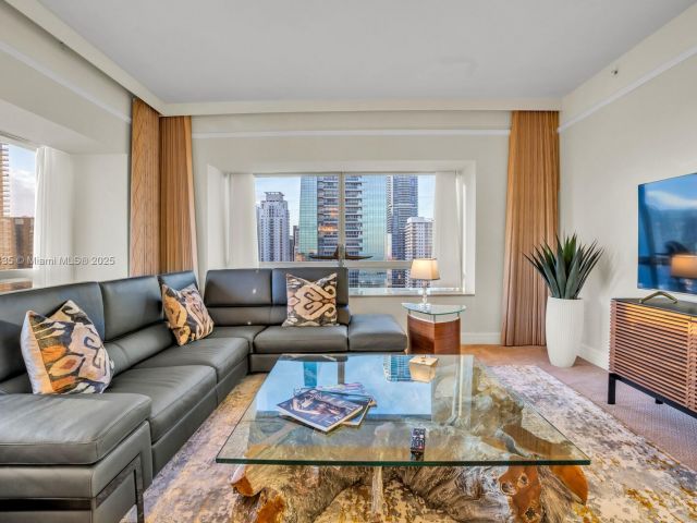 Продажа квартиры #3012 - фото 6162657