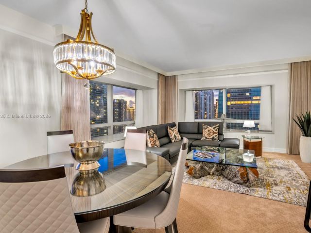 Продажа квартиры #3012 - фото 6162663