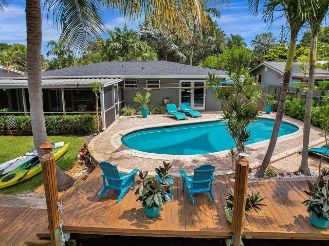 Продажа дома по адресу 616 NW 21st St - фото 6161844