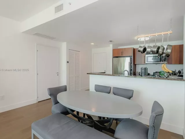 Продажа квартиры #T-2612 - фото 6164129