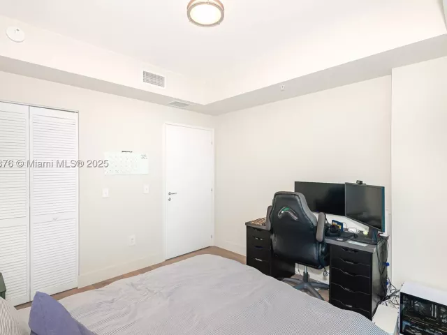 Продажа квартиры #T-2612 - фото 7851055
