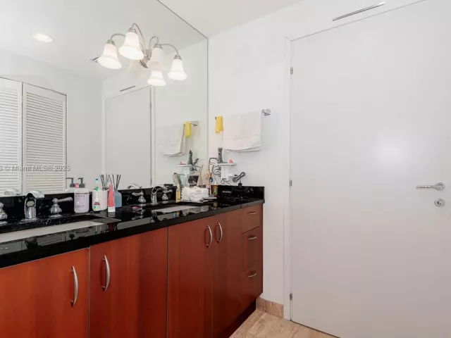 Продажа квартиры #T-2612 - фото 6164125