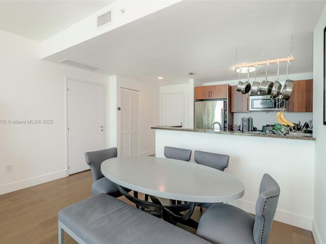 Продажа квартиры #T-2612 - фото 6164129