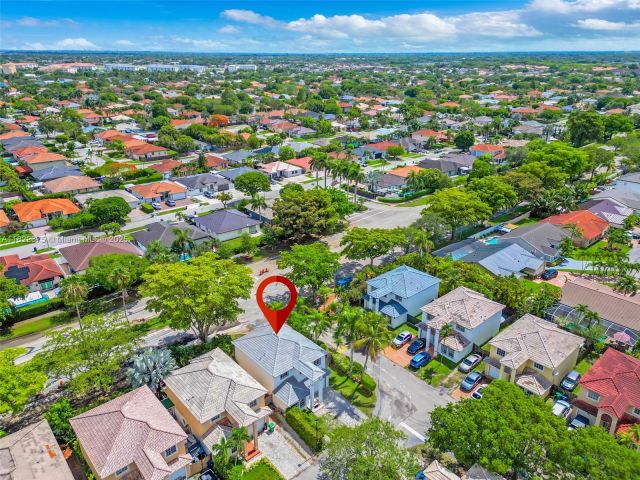 Продажа дома по адресу 16101 SW 104th Ter - фото 6164506