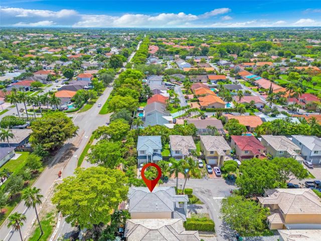 Продажа дома по адресу 16101 SW 104th Ter - фото 6164507