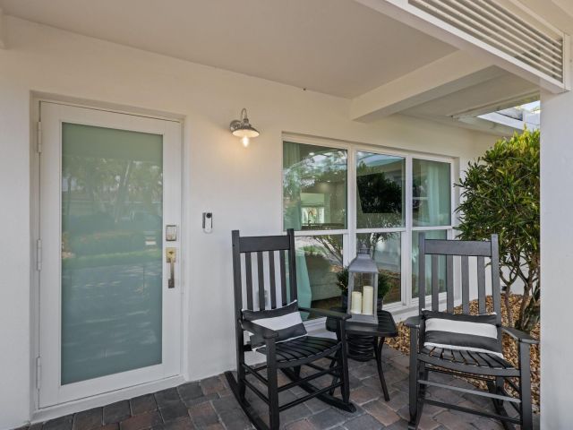 Продажа дома по адресу 2448 SE 9th St - фото 6177608