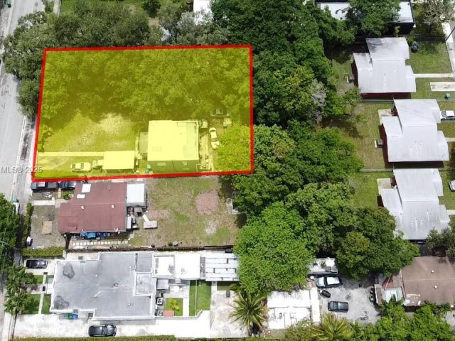 Продажа дома по адресу 337 NW 48th St - фото 6167304