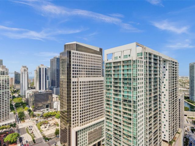 Продажа квартиры #3608 - фото 6167736