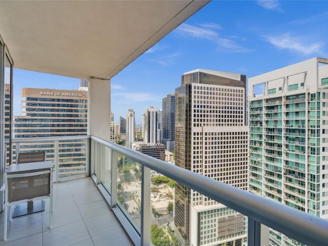 Продажа квартиры #3608 - фото 6167741