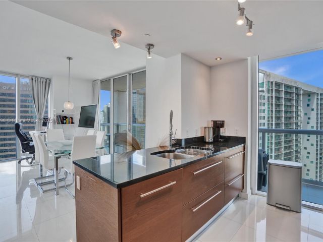 Продажа квартиры #3608 - фото 6167744