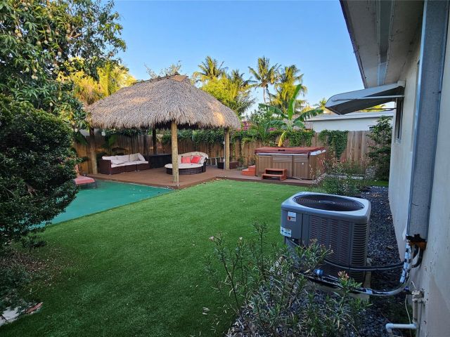 Дом в аренду по адресу 436 NE 25th Ave - фото 6168111