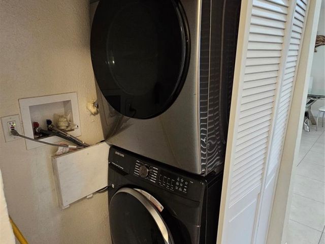 Дом в аренду по адресу 436 NE 25th Ave - фото 6168112